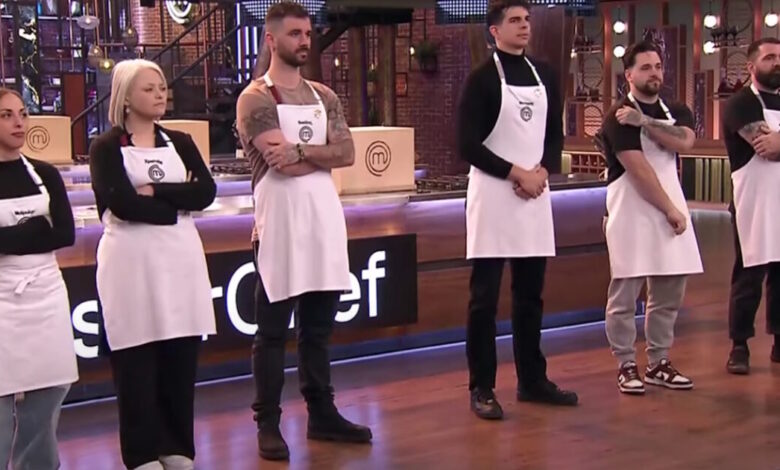 masterchef-2025:-Οι-μπορντό-κέρδισαν-το-τελευταίο-φετινό-mystery-box-–-Ο-Νίκος-νέος-υποψήφιος-προς-αποχώρηση