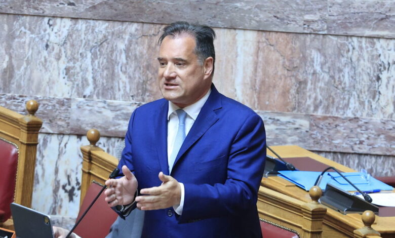 Άδωνις-Γεωργιάδης-για-το-περιστατικό-στο-Τζάνειο:-«Δεν-τηρήθηκαν-τα-αυστηρά-πρωτόκολλα-για-τη-μετάγγιση-αίματος-–-Ο-υπεύθυνος-θα-τιμωρηθεί-αυστηρά»
