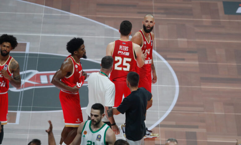 Ο-Παναθηναϊκός-έκανε-ανάρτηση-με-τη-χειρονομία-του-Εβάν-Φουρνιέ-και-προανήγγειλε-ότι-θα-κινηθεί-νομικά-εναντίον-του