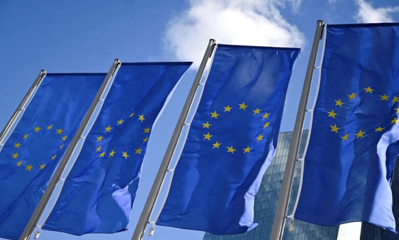 Η-Κομισιόν-ψάχνει-αμερικανικές-εισαγωγές-για-να-«γεμίσει»-το-στόχο-των-αντιποίνων-95-δισ.-ευρώ-στους-δασμούς-Τραμπ