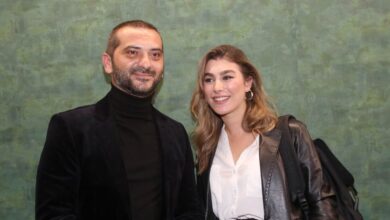 Η-Χρύσα-Μιχαλοπούλου-φωτογραφίζει-τον-Λεωνίδα-Κουτσόπουλο-–-«Ο-καλύτερος-μπαμπάς-του-κόσμου»