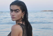 Σοφία-Χατζηπαντελή:-Οι-υγρές-topless-πόζες-στη-θάλασσα,-με-δικτυωτό-φόρεμα,-αναστάτωσαν-το-instgram