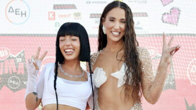 mad-video-music-awards-2025:-Οι-πιο-εκκεντρικές-παρουσίες-στο-κόκκινο-χαλί-που-μαγνήτισαν-τα-φλας