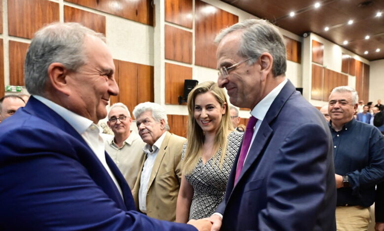 Συνάντηση-Καραμανλή-–-Σαμαρά-στο-Πολεμικό-Μουσείο-στην-παρουσίαση-βιβλίου-του-Λυγερού
