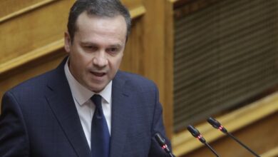Σοβαρές-ζημιές-στις-καρυδιές-του-Νομού-Τρικάλων-–-Παρέμβαση-Λιούτα-για-αποζημιώσεις