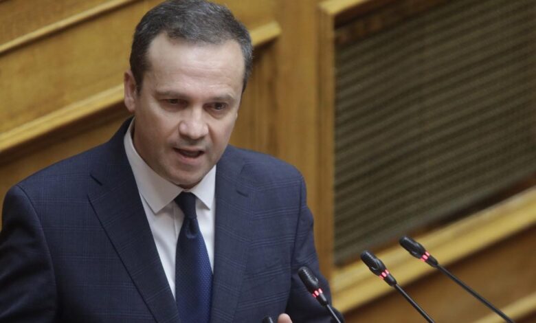 Σοβαρές-ζημιές-στις-καρυδιές-του-Νομού-Τρικάλων-–-Παρέμβαση-Λιούτα-για-αποζημιώσεις