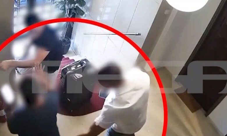 Θησείο:-Βίντεο-–-ντοκουμέντο-από-τους-πορτοφολάδες-που-ξαφρίζουν-τους-τουρίστες