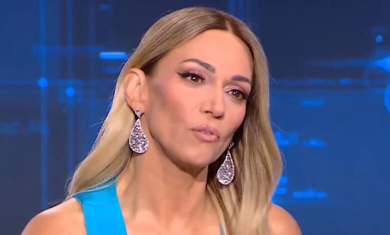 Έλλη-Κοκκίνου:-Το-διαζύγιο,-οι-κρίσεις-πανικού-και-το-αυτοάνοσο-νόσημα-–-«Πολλά-ψέματα-και-πολύ-κυνηγητό»