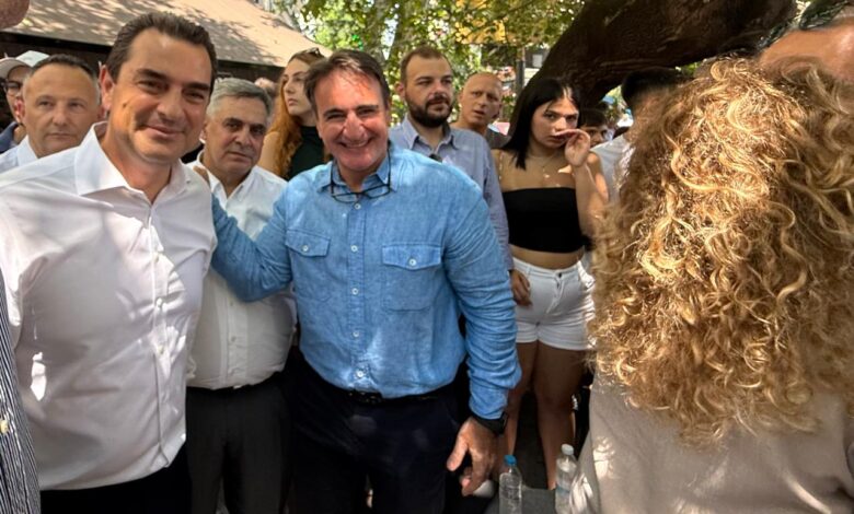 Μαζί-με-τον-Πρωθυπουργό-στη-Θεσσαλονίκη-ο-Κώστας-Σκρέκας
