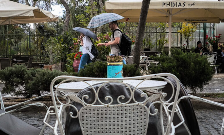 Καιρός-–-Τσατραφύλλιας:-Κακοκαιρία-εξπρές-με-κεραυνούς-και-καταιγίδες-για-30-ώρες
