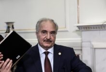 Λιβύη:-Και-ο-στρατάρχης-Χαφτάρ-ενάντια-στην-Ελλάδα-με-καταγγελία-για-τα-οικόπεδα-νοτίως-της-Κρήτης