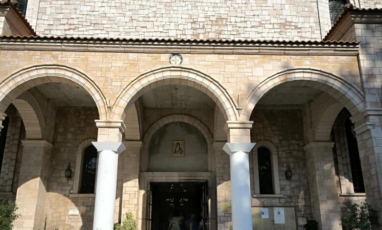 Πανηγυρίζει-το-Παρεκκλήσιο-Τιμίου-Προδρόμου-στον-Άγιο-Νεκτάριο-Τρικάλων