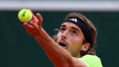 Ο-Στέφανος-Τσιτσιπάς-κάνει-πρεμιέρα-στο-wimbledon:-Η-μέρα-και-η-ώρα-του-αγώνα-με-τον-Ρογέρ