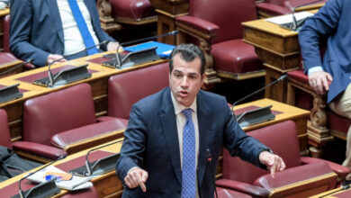 Θάνος-Πλεύρης:-Η-πορεία-του-νέου-υπουργού-Μετανάστευσης-και-Ασύλου-–-Η-νομική,-το-ιατρικό-δίκαιο-και-το-χαρτοφυλάκιο-επί-κορονοϊού