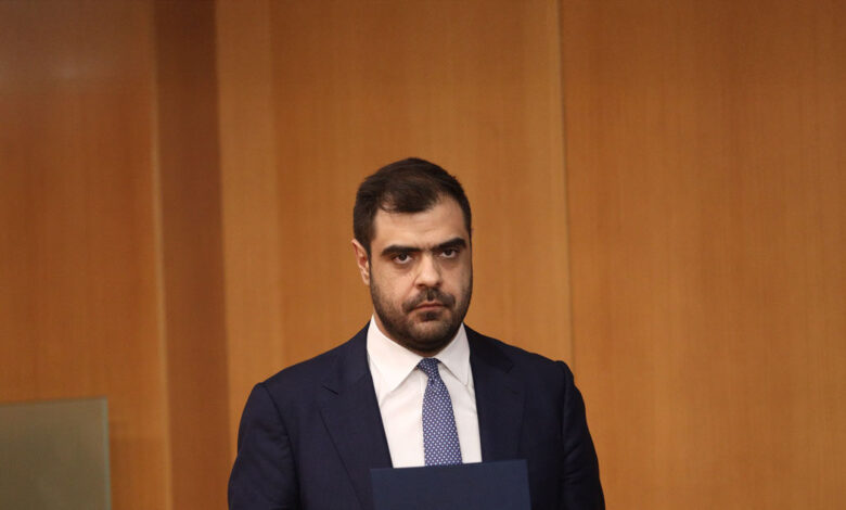 Μαρινάκης-για-Τσίπρα:-Να-κάνει-όσο-rebranding-επιθυμεί,-αλλά-την-ιστορία-δεν-θα-την-ξαναγράψει-–-Τασούλας:-Άτυπο-όργανο-το-Συμβούλιο-Πολιτικών-Αρχηγών