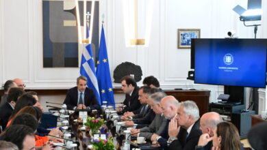 Ανοίγει-τα-χαρτιά-του-ο-Μητσοτάκης-για-τον-ΟΠΕΚΕΠΕ-–-Μονόδρομος-η-Προανακριτική,-το-«αγκάθι»-της-παραγραφής