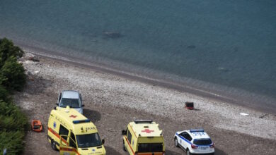 Εύβοια:-50χρονος-ανασύρθηκε-νεκρός-από-την-θάλασσα-–-Οι-πρώτες-εικόνες-από-την-προσπάθεια-της-ανάνηψής-του