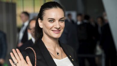 Γελένα-Ισινμπάγιεβα:-Μπλόκαρισμα-λογαριασμών-και-απειλή-απαγόρευσης-εξόδου-για-την-Ολυμπιονίκη-στο-άλμα-επί-κοντώ-αν-επιστρέψει-στη-Ρωσία