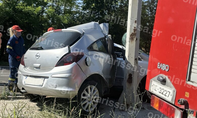 Τραγωδία-στη-Λάρισα:-Νεκρή-νεαρή-γυναίκα-σε-τροχαίο-με-opel-corsa