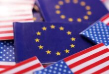 bloomberg:-Η-ΕΕ-θα-αποδεχθεί-τους-δασμούς-10%-του-Τραμπ,-αλλά-ζητά-εξαιρέσεις