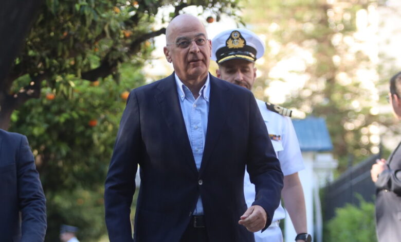 Δένδιας:-Ξεκινάμε-συζήτηση-για-απόκτηση-νέων-υποβρυχίων-–-Αλλάζει-το-δόγμα-στο-Πολεμικό-Ναυτικό