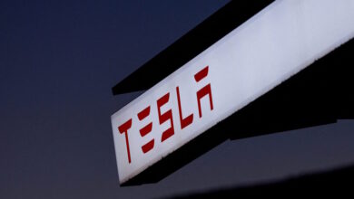 tesla:-Μείωση-6,62%-καταγράφει-η-μετοχή-τoυ-εταιρικού-κολοσσού-του-Μασκ-μετά-τη-νέα-κόντρα-του-με-τον-Τραμπ