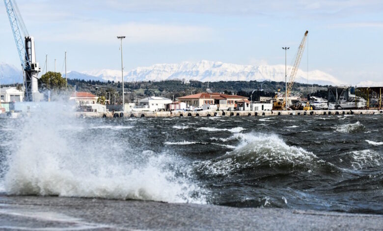 Καιρός-αύριο:-Ισχυροί-άνεμοι-έως-8-μποφόρ-στο-Αιγαίο-–-Στους-37-βαθμούς-η-θερμοκρασία