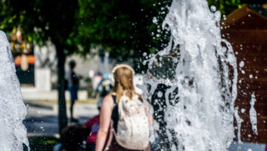 Καιρός-σήμερα:-Στους-35-η-θερμοκρασία-στην-Αττική-–-Ισχυροί-άνεμοι-έως-8-μποφόρ-στο-Αιγαίο
