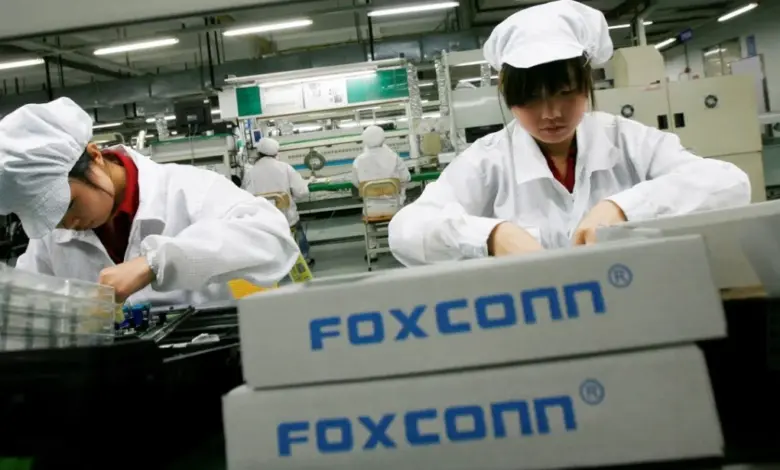 Πρόβλημα-για-την-apple-η-απόσυρση-των-Κινέζων-τεχνικών-από-εργοστάσια-στην-Ινδία