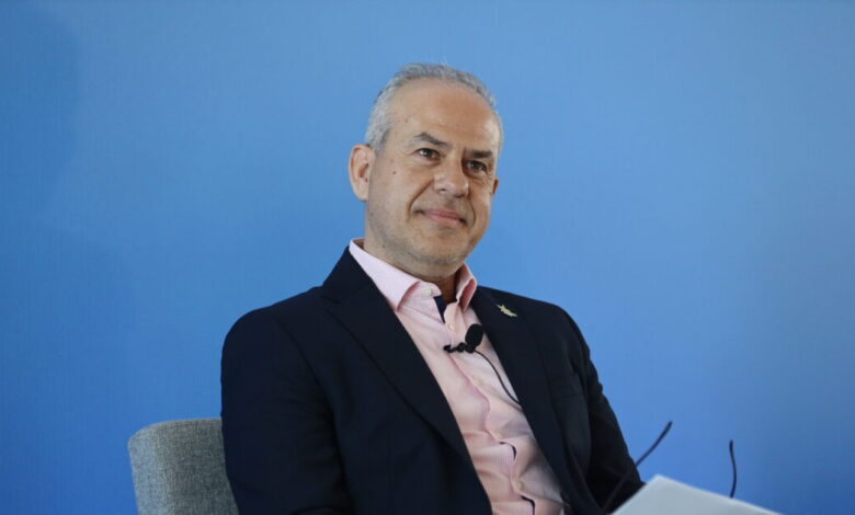 Ανάπτυξη-χωρίς-εργασία;-Όρια-και-Αντιφάσεις