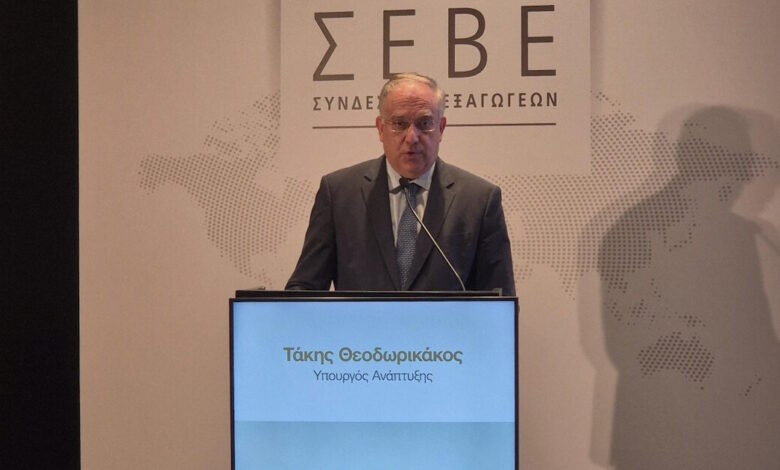 Θεοδωρικάκος:-Υλοποιούμε-με-πράξεις-το-εθνικό-σχέδιο-για-τον-παραγωγικό-μετασχηματισμό-της-οικονομίας-μας
