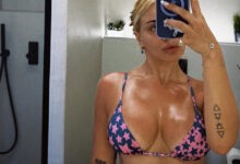 Κόνι-Μεταξά:-Έβγαλε-selfies-με-μαγιό-και-προκάλεσε-«πυρκαγιά»-στο-instagram