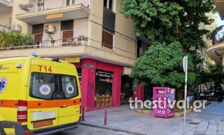 Τραγωδία-στη-Θεσσαλονίκη:-Νεκρή-ηλικιωμένη-που-έπεσε-από-μπαλκόνι-πολυκατοικίας