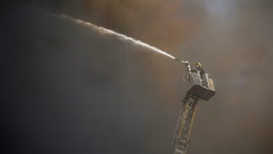 Φωτιά-στο-κτίριο-τηλεπικοινωνιών-του-Καΐρου-–-14-τραυματίες