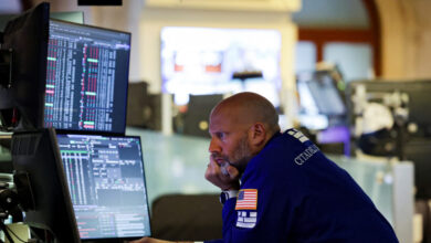 Με-απώλειες-έκλεισε-η-wall-street-μετά-τις-επιστολές-Τραμπ-για-νέους-δασμούς-–-Ο-dow-jones-έχασε-πάνω-από-400-μονάδες