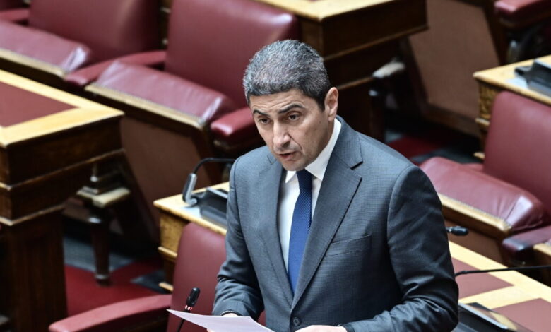 Το-Μαξίμου-αποφασίζει-για-την-υπόθεση-ΟΠΕΚΕΠΕ:-Το-δίλημμα-της-προανακριτικής-και-το-«βαρύ»-κατηγορητήριο-για-Αυγενάκη