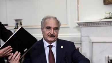 Ο-Χάφταρ-χαρακτήρισε-ανεπιθύμητη-την-ευρωπαϊκή-αντιπροσωπεία-–-Διπλωματική-κρίση-με-τη-Λιβύη