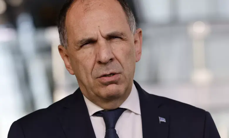 Σε-«οργανωτική-δυστοκία»-της-ΕΕ.-απέδωσε-το-φιάσκο-με-τον-Χαφτάρ-ο-Γεραπετρίτης