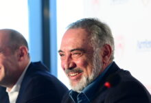Φοβερή-ατάκα-Τσιάκου-για-το-ΣΕΦ:-«Εμάς-μας-συμφέρει-να-μην-έχει-air-condition-γιατί-πουλάμε-νερά»