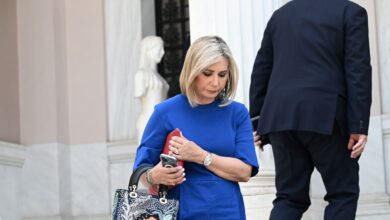 «Δεν-εκβίασα-την-Ζέττα-Μακρή,-καταστράφηκε-η-ζωή-μου»-κατέθεσε-ο-δημοσιογράφος-που-κατηγορείται-πως-ζήτησε-χρήματα-από-τη-βουλευτή