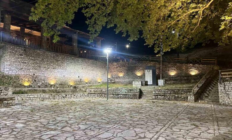 Σύγχρονα-φωτιστικά-led-στις-πλατείες-Μηλιάς-και-Πολυθέας-aσπροποτάμου