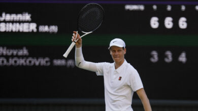wimbledon:-Ο-Γιανίκ-Σίνερ-υπέταξε-τον-Νόβακ-Τζόκοβιτς-και-«έκλεισε»-ραντεβού-με-τον-Κάρλος-Αλκαράθ