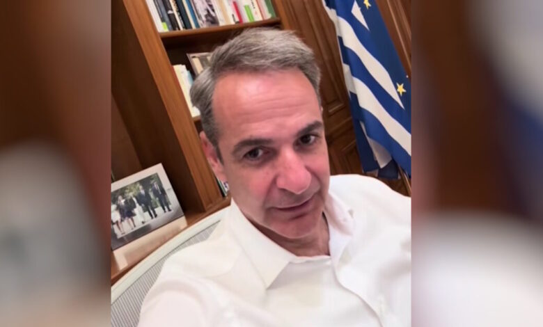 Κυριάκος-Μητσοτάκης-για-την-κάρτα-εργασίας:-«Στον-τουρισμό-μόνο-τον-Μάιο-δηλώθηκαν-1000%-περισσότερες-υπερωρίες»