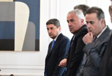 Ώρα-αποφάσεων-στο-Μέγαρο-Μαξίμου-για-την-υπόθεση-ΟΠΕΚΕΠΕ:-Διχασμένοι-οι-βουλευτές-της-ΝΔ-για-Βορίδη-και-Αυγενάκη