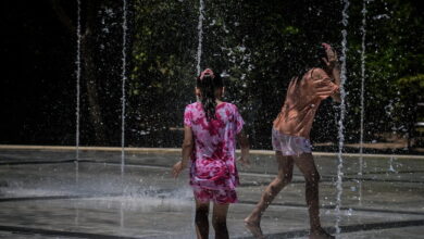 Καιρός:-Στο-«φούρνο»-η-χώρα-με-νέο-κύμα-καύσωνα-όλη-την-εβδομάδα-–-Εκρηκτικό-«κοκτέιλ»-με-αυξημένο-κίνδυνο-πυρκαγιών