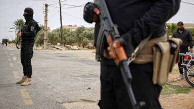 Τουλάχιστον-30-νεκροί-σε-συγκρούσεις-μεταξύ-θρησκευτικών-φατριών-στη-Συρία
