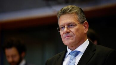 Σέφτσοβιτς:-«Επιδεικνύουμε-τεράστια-υπομονή-και-δημιουργικότητα-για-να-βρούμε-λύσεις»-για-τους-αμερικανικούς-δασμούς-30%-σε-ΕΕ