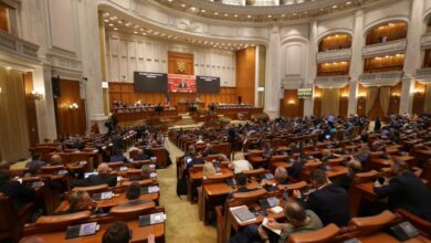 Πήρε-ψήφο-εμπιστοσύνης-η-κυβέρνηση-του-Ρουμάνου-πρωθυπουργού-Μπολοζάν