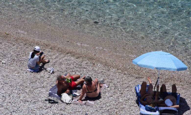 Καιρός:-Ζέστη-διαρκείας-μέχρι-τέλος-Ιουλίου-–-Στους-40-βαθμούς-Κελσίου-η-θερμοκρασία,-η-πρόγνωση-των-επόμενων-ημερών