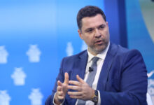 Έσπασε-το-πόδι-του-στα-Τρίκαλα-ο-υφυπουργός-Θανάσης-Κοντογιώργης